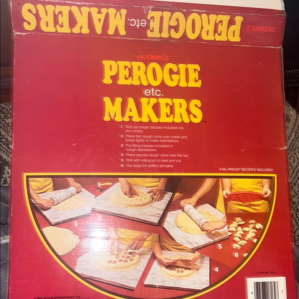 Perogie Vintage 1983 original box Cutout maker with recipes!